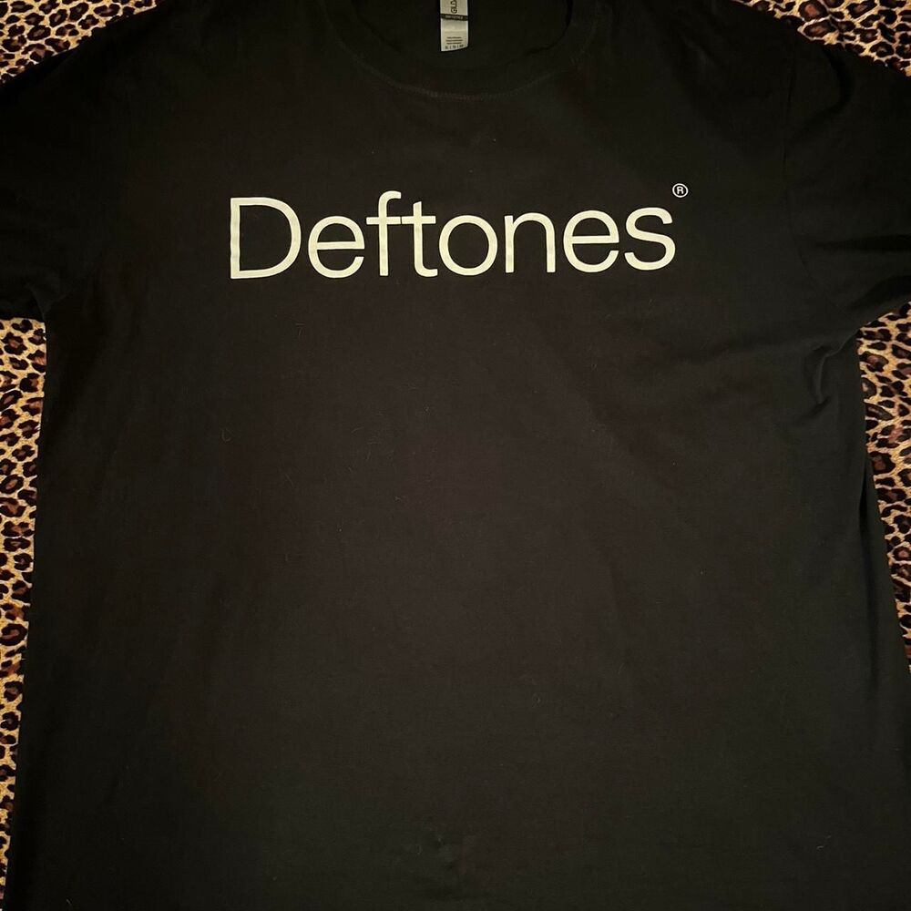 Hot-topic Men's Black and White T-shirt